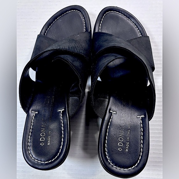 Donald Pliner Size 10 Suede Wedge Black Slide - Picture 2 of 9